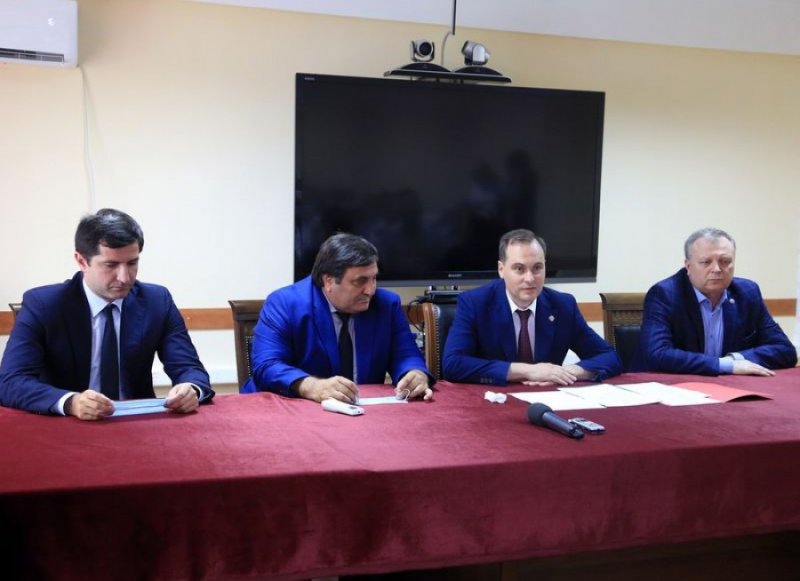 ДАГЕСТАН. В Дагестане состоялось представление вновь назначенных министров коллективам