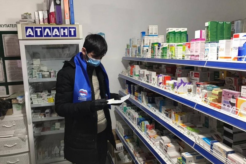 ЧЕЧНЯ.  Народные контролеры проверили доступность противовирусных препаратов в пяти районах Чеченской Республики