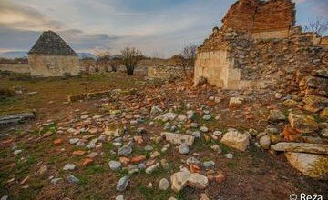 КАРАБАХ. Агдам: оккупанты украли останки Натаван