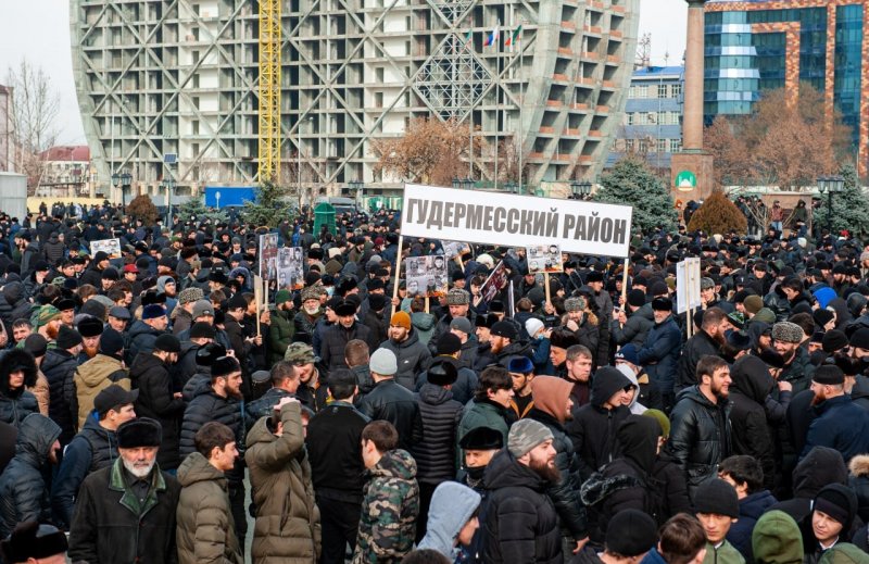 ЧЕЧНЯ. Муфтий ЧР о Янгулбаевых: Такой низости не позволял себе никто