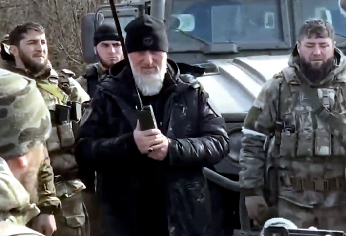 УКРАИНА.  Р. Кадыров: Российские бойцы углубились в черту города Мариуполя