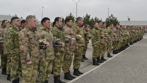 ЧЕЧНЯ. В Урус-Мартане военнослужащие почтили память погибших товарищей