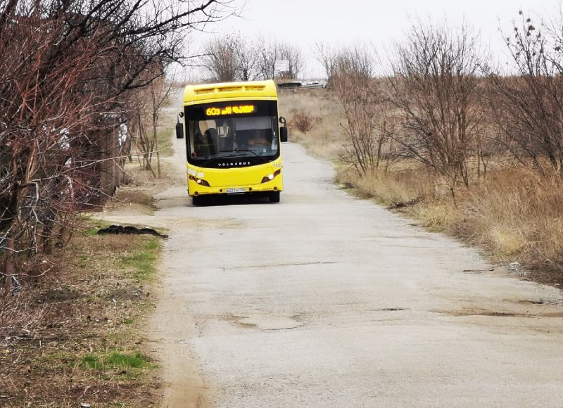 ВОЛГОГРАД. В Волгограде дачники оказались в заложниках у разваливающегося автобуса