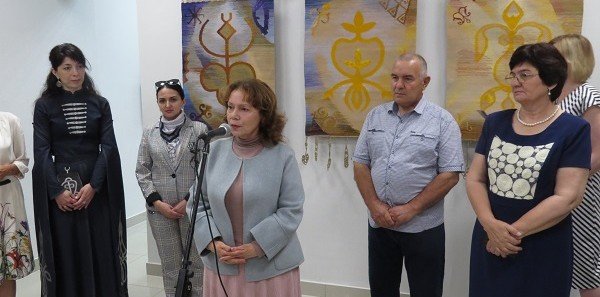 КБР. В регионе открылась выставка «Промыслы и ремесла Адыгеи»
