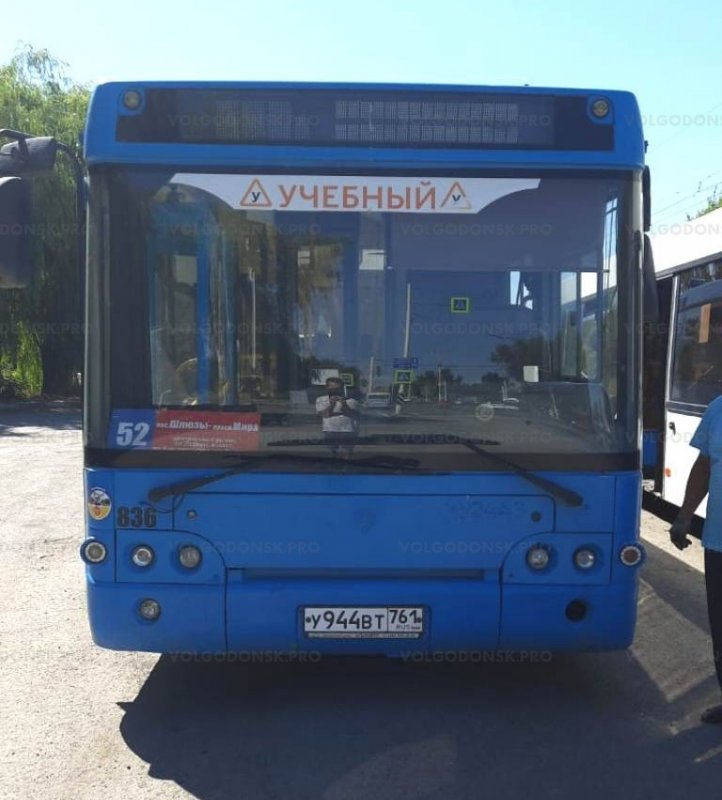 РОСТОВ. В Волгодонске на линии вышли первые два автобуса, переданные  из Москвы