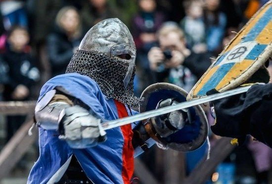 ВОЛГОГРАД. Волгоградцы увидят бой средневековых рыцарей