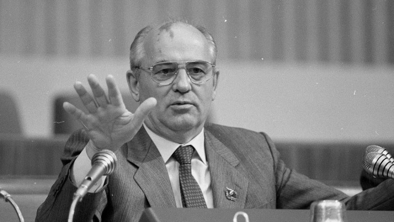 Смерть Горбачёва символизирует конец эпохи