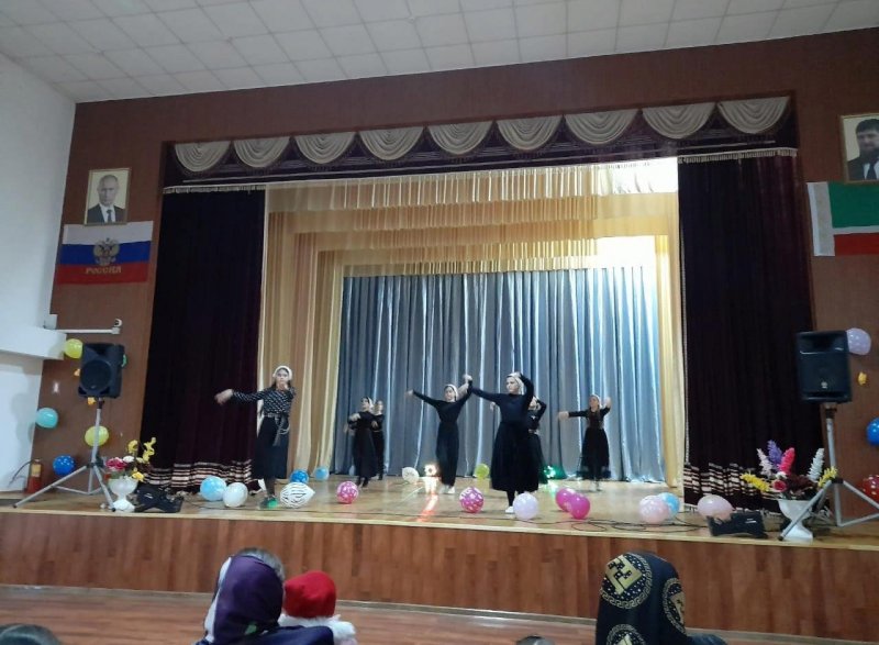 ЧЕЧНЯ. Концерт «День Чеченской женщины!»