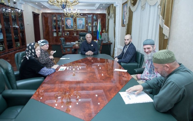 ЧЕЧНЯ. РОФ А. А. Кадырова оказал очередную финансовую помощь семьям Республики.