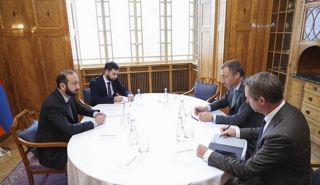 АЗЕРБАЙДЖАН. Спецпредставитель ЕС и глава МИД Армении провели встречу в Женеве