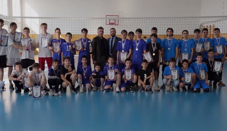 ЧЕЧНЯ. В Грозном открыли первенство по волейболу среди старшеклассников