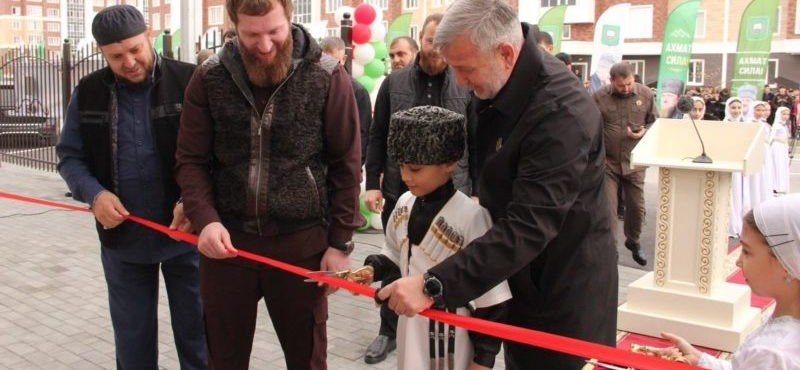 ЧЕЧНЯ. В Курчалое открылся спортивный комплекс имени Эли Кадырова