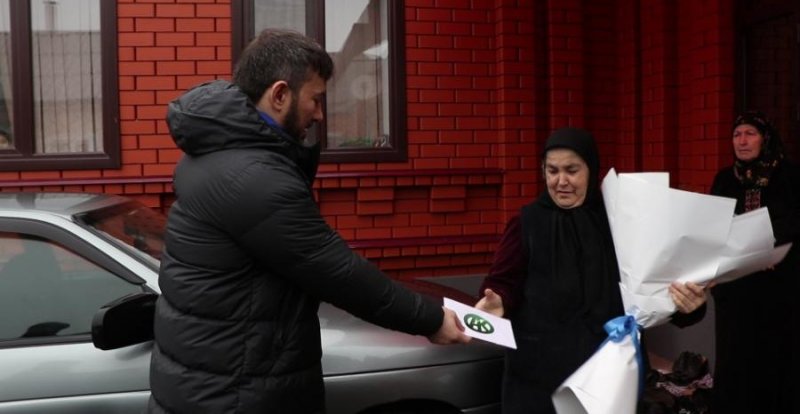 ЧЕЧНЯ. Фонд Кадырова помог матерям погибших военнослужащих из Аргуна
