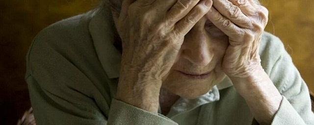 Эксперты рассказали, что привычка подолгу «сидеть» в соцсетях приведет в будущем к деменции