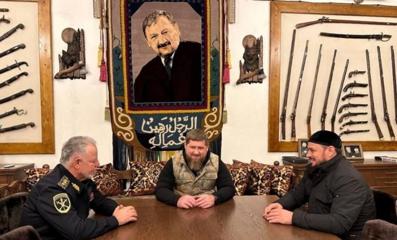 ЧЕЧНЯ. Кадыров поручил обеспечить безопасность в преддверии новогодних праздников