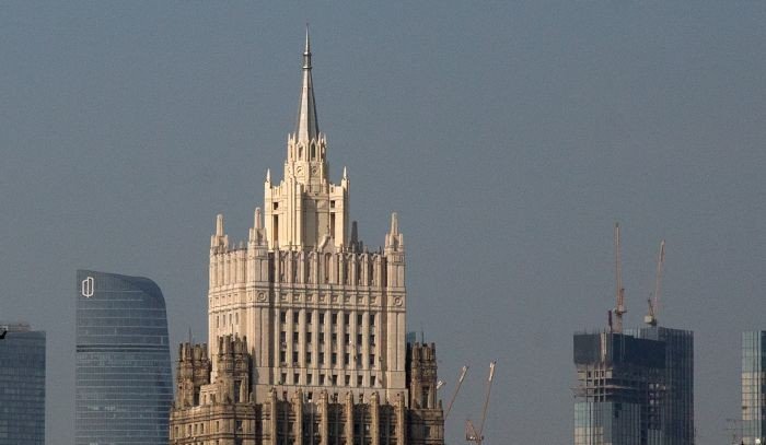 МИД РФ: Россия не намерена разрывать дипотношения с США