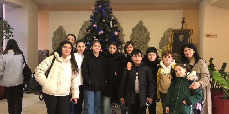 АРМЕНИЯ. Оставшиеся в Армении арцахские дети посещают школы РА