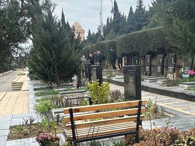 АЗЕРБАЙДЖАН. Израильские дипломаты посетили Аллею шехидов в Баку