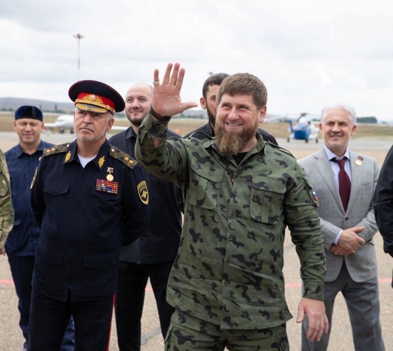 ЧЕЧНЯ. Р. Кадыров высмеял заявление главаря неонацистской группировки Евгения Карася
