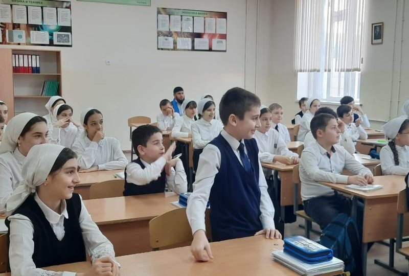 ЧЕЧНЯ. В республике начались «Киноуроки в школах России»