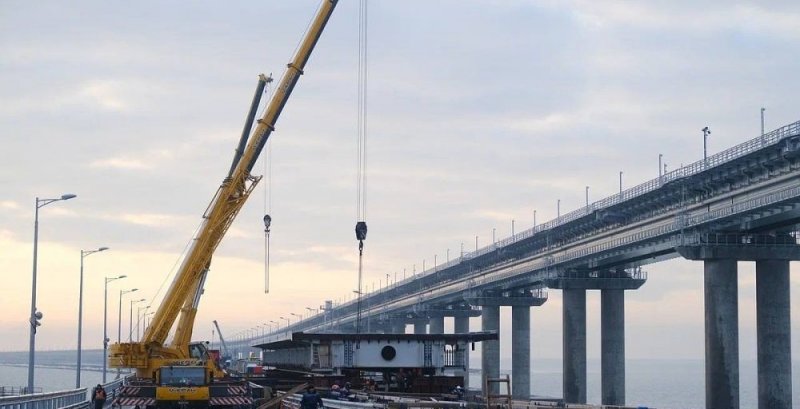КРЫМ. Автомобильное движение по Крымскому мосту возобновлено