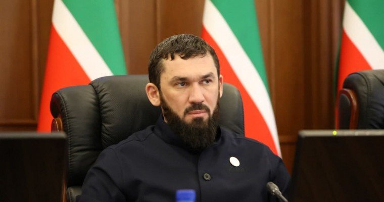ЧЕЧНЯ. Парламент ЧР принял закон о должности Главы региона на чеченском языке - «Мехк-Да»