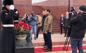 ЧЕЧНЯ. Глава Республики Калмыкия посетил Мемориальный комплекс Славы им. А. А. Кадырова.