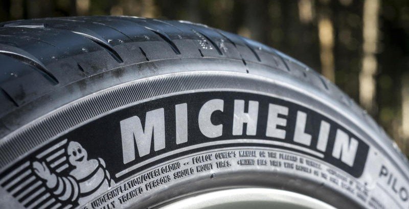 Французский производитель шин Michelin приостанавливает деятельность в России