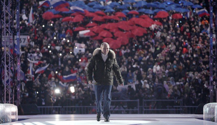 Президент РФ выступил на митинг-концерте в честь воссоединения Крыма с Россией
