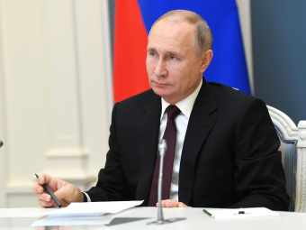 Путин призвал глав регионов следить за ситуацией с ценами на товары