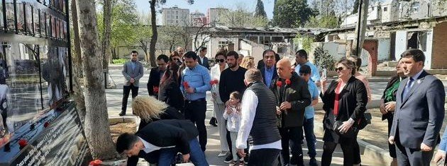 АЗЕРБАЙДЖАН. Грузинская делегация почтила память жертв террора в Гяндже