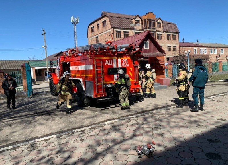ЧЕЧНЯ. В больнице села Старые Атаги пожарные провели учение