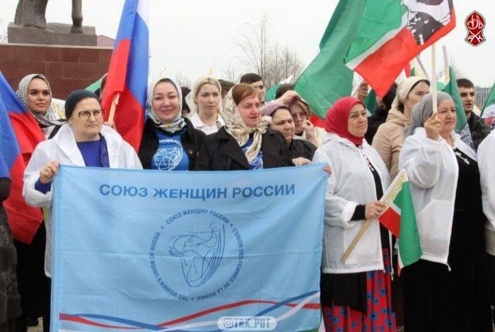 ЧЕЧНЯ. В Грозном прошёл женский автопробег в поддержку спецоперации РФ на Украине