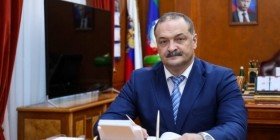 ДАГЕСТАН. Глава Дагестана направил гуманитарную помощь жителям Донбасса и подарки военнослужащим 102 бригады