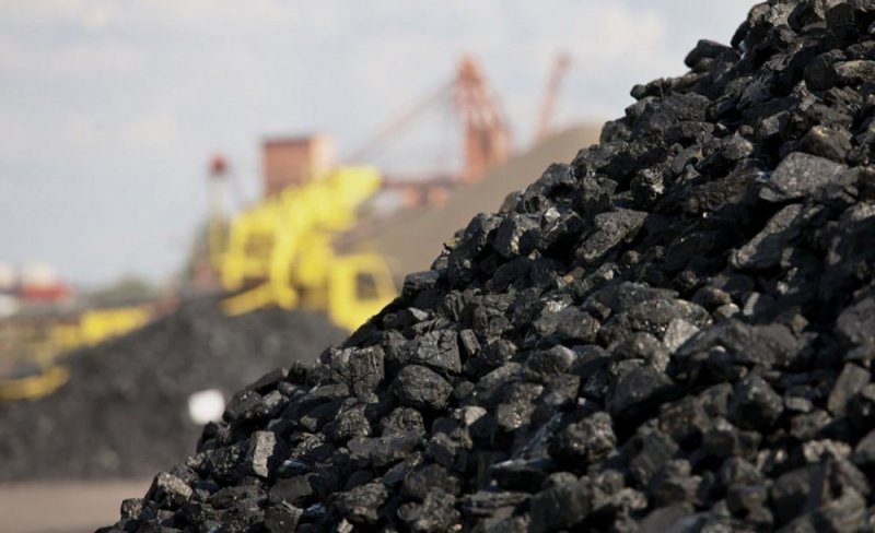 ЕС намерен запретить импорт угля и ограничить ввоз удобрений из России