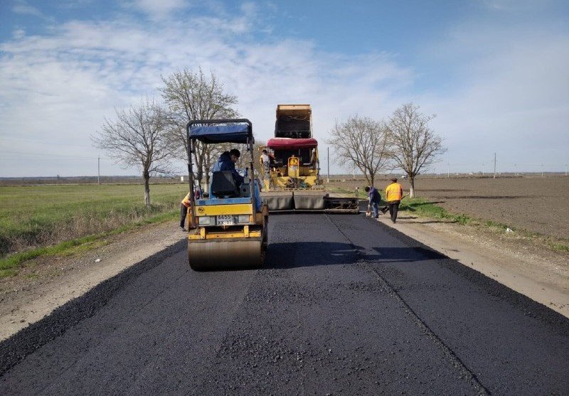 КБР. Продолжаются работы по ремонту двухкилометрового участка автомобильной дороги в селении Псыншоко.