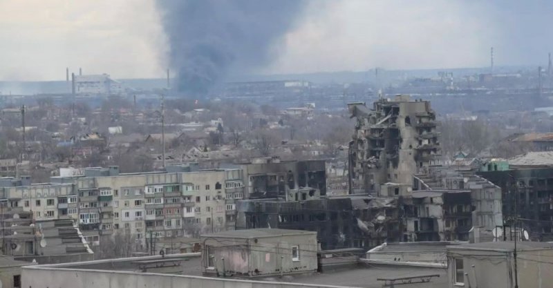 КРЫМ. 120 мирных жителей вышли из подвалов возле "Азовстали"