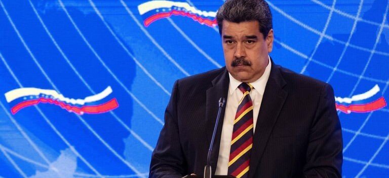 Мадуро заявил, что Запад хочет «расчленить» Россию