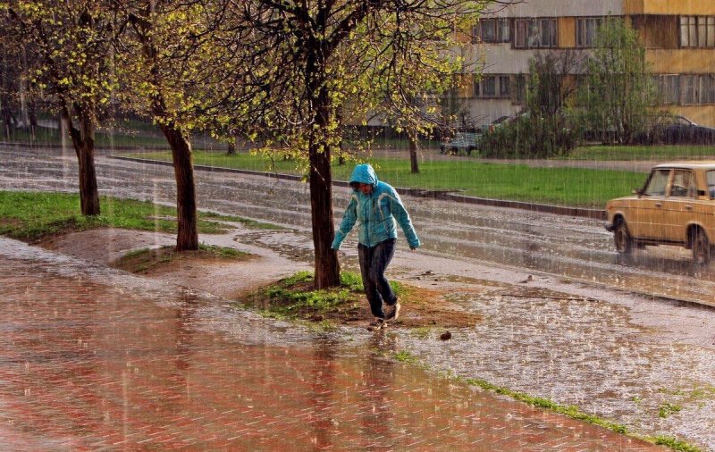 РОСТОВ. Резкое похолодание и дожди с грозами придут в Ростовскую область на наступающей неделе