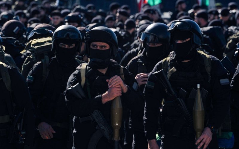 УКРАИНА. Чеченские бойцы очищают Приморский район Мариуполя