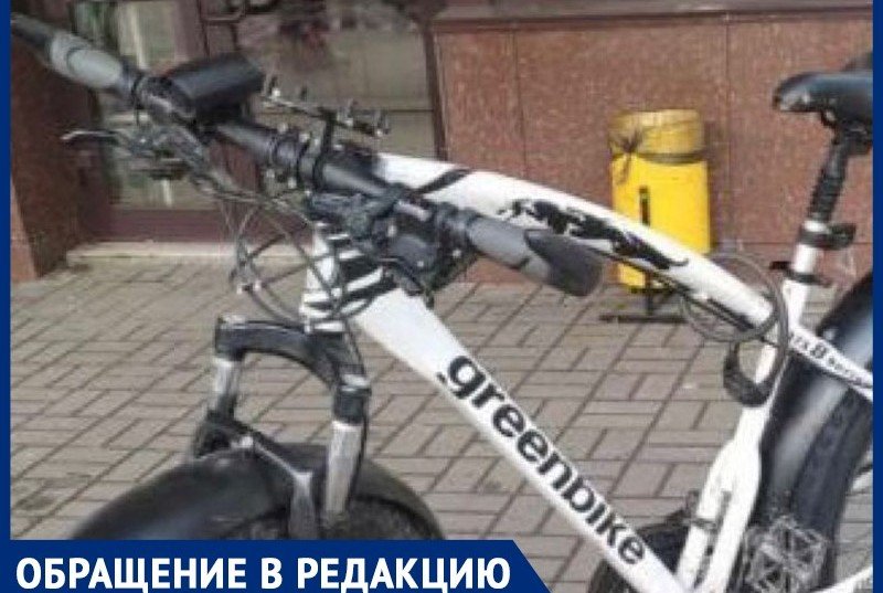 ВОЛГОГРАД. В Волжском у мужчины-доставщика украли велосипед