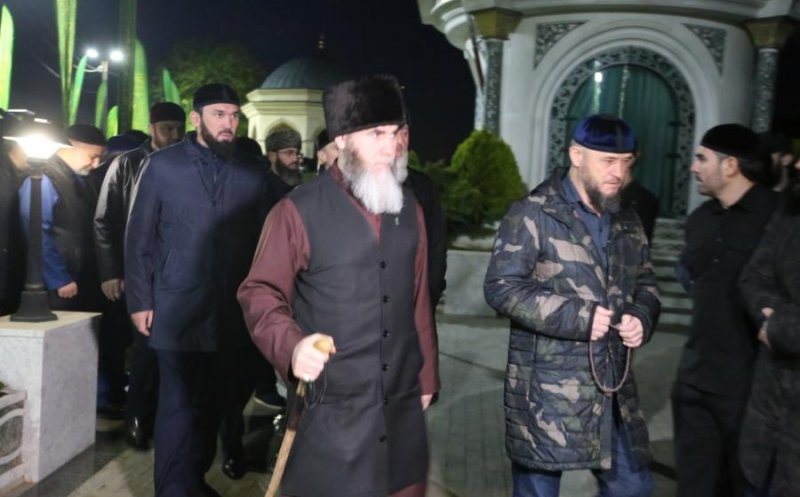 ЧЕЧНЯ. Соратники Главы ЧР посетили могилу Ахмат-Хаджи Кадырова