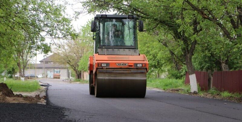 ЧЕЧНЯ. В Грозном в рамках дорожного нацпроекта  ремонтируют улицу Кузбасская