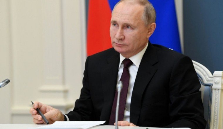Президент РФ создал группу по валютному регулированию и международным расчетам
