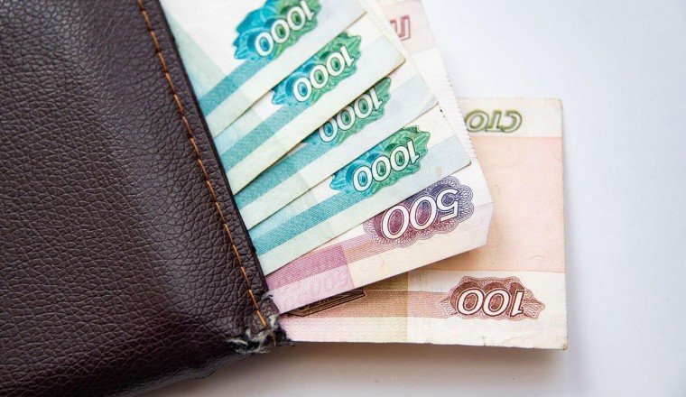С 11 мая россиянам начнут перечислять выплаты на детей от 8 до 17 лет