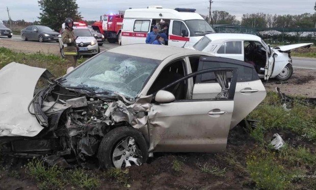 ВОЛГОГРАД. Под Волгоградом в результате аварии погиб водитель раритетной «Волги»