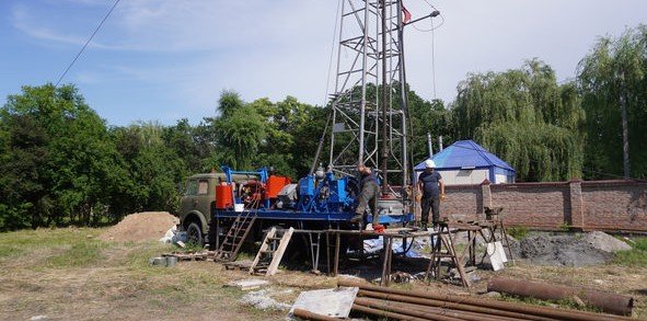 ЧЕЧНЯ. В ст. Шелковская проъодя ремонтные работы по водоснабжению