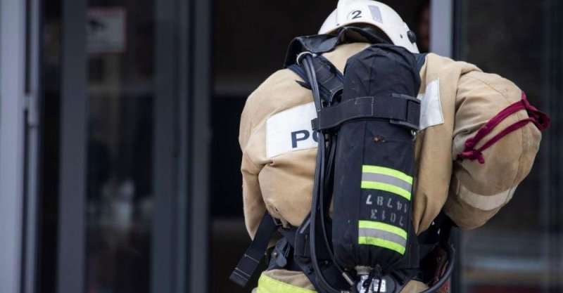 КРЫМ. В Севастополе горит многоквартирный дом: эвакуированы 12 человек