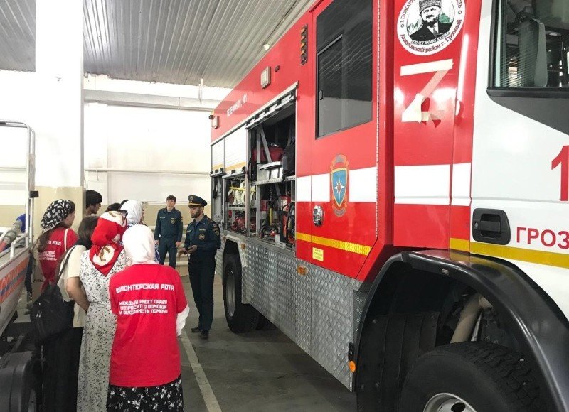 ЧЕЧНЯ. В грозненской пожарно-спасательной части прошел день открытых дверей