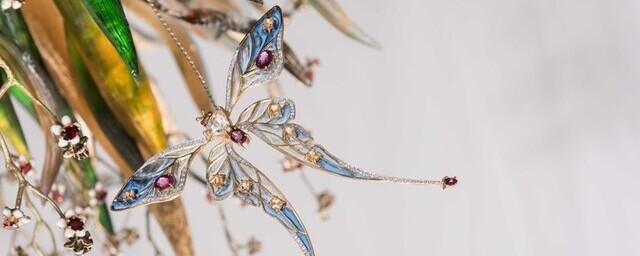 Дизайнер Себастьян Харамильо представил ювелирную люстру, над которой работал шесть лет